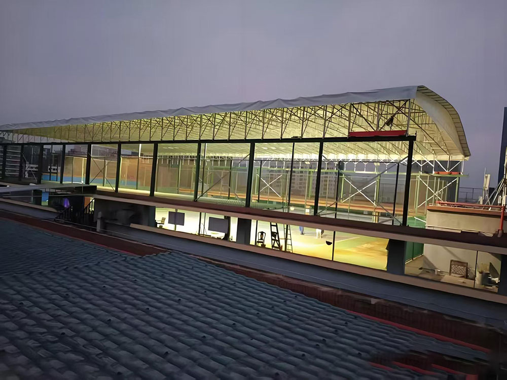 膜结构电动伸缩雨棚